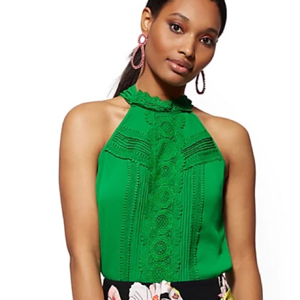 New York & Company Green Crochet High Neck Tie Sleeveless Top S